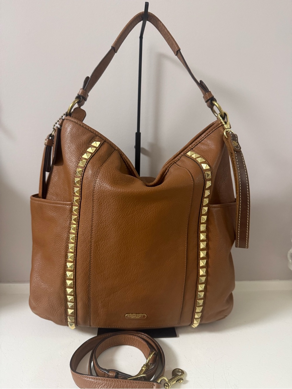 Coach Tan Leather Stud-Trim Hobo Shoulder Bag! Excellent Condition